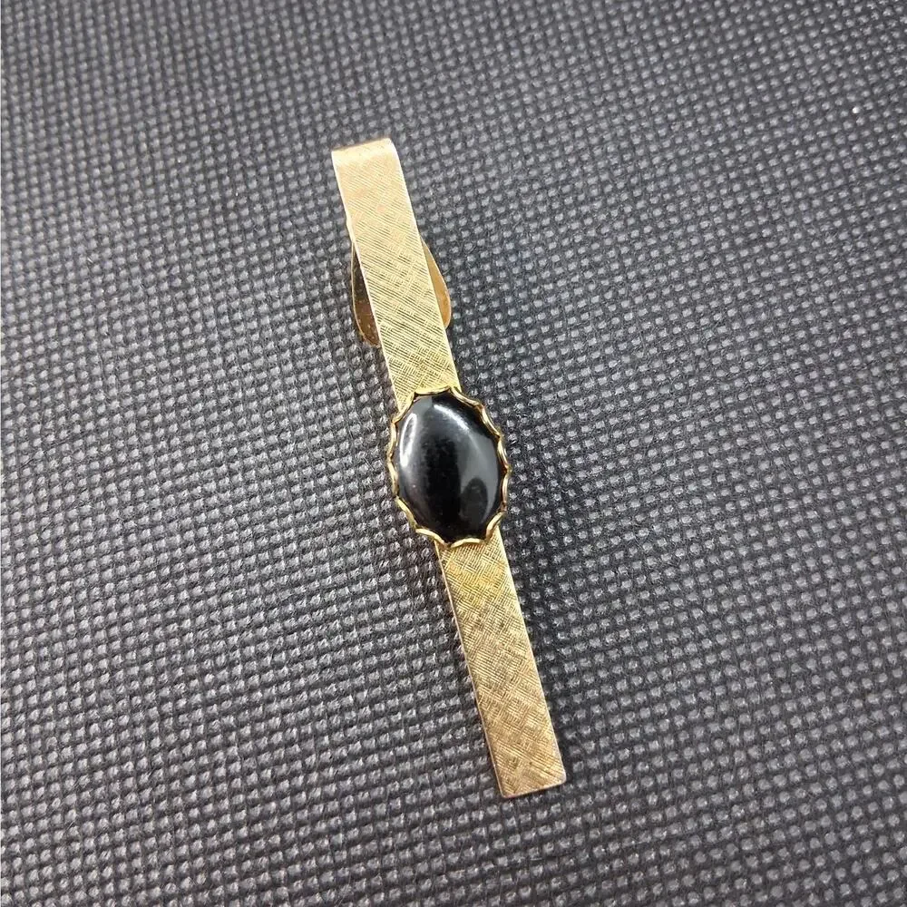 Vintage Gold Tone Tie Clip Clasp Textured Surface w/ Faux Onyx Cabochon